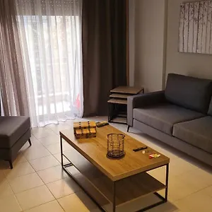 https://center-point-thessaloniki.hotels-of-thessaloniki.com