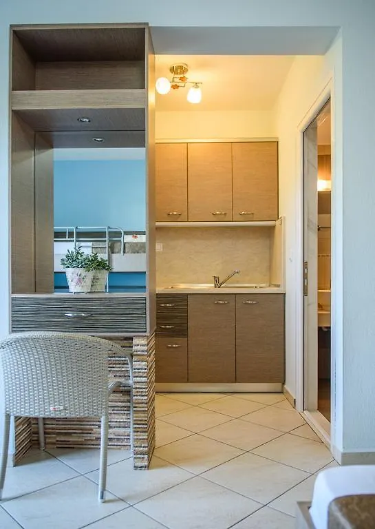 Rodon Garden 2 Apartment Sarti Grecia